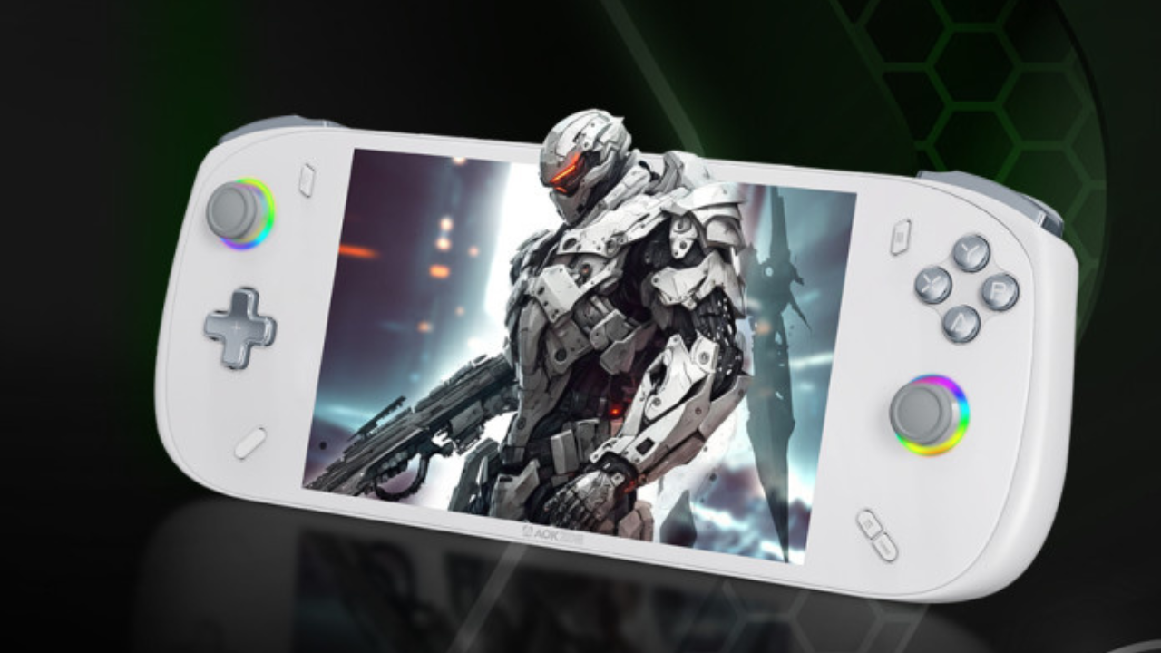 Aokzoe A2 handheld console with R7 7840U + 32GB RAM launched in 