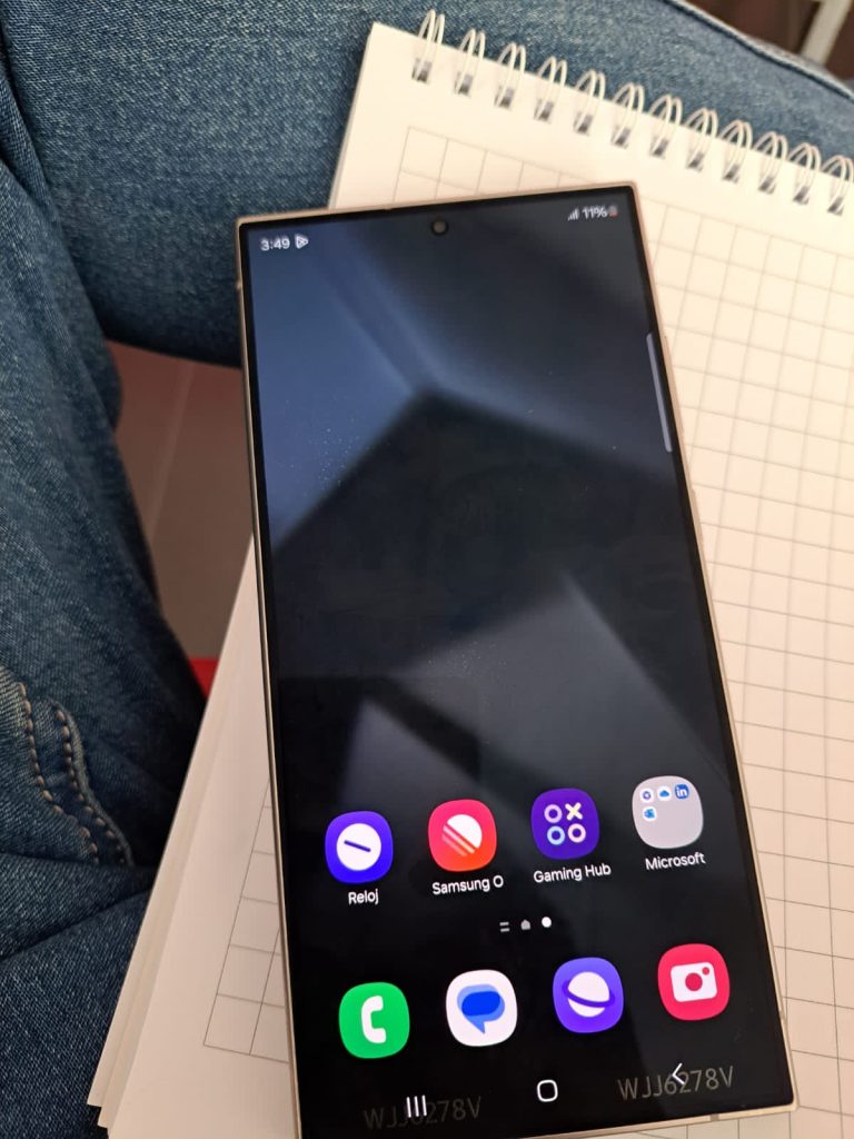 Real photos of Galaxy S24 Ultra leaked