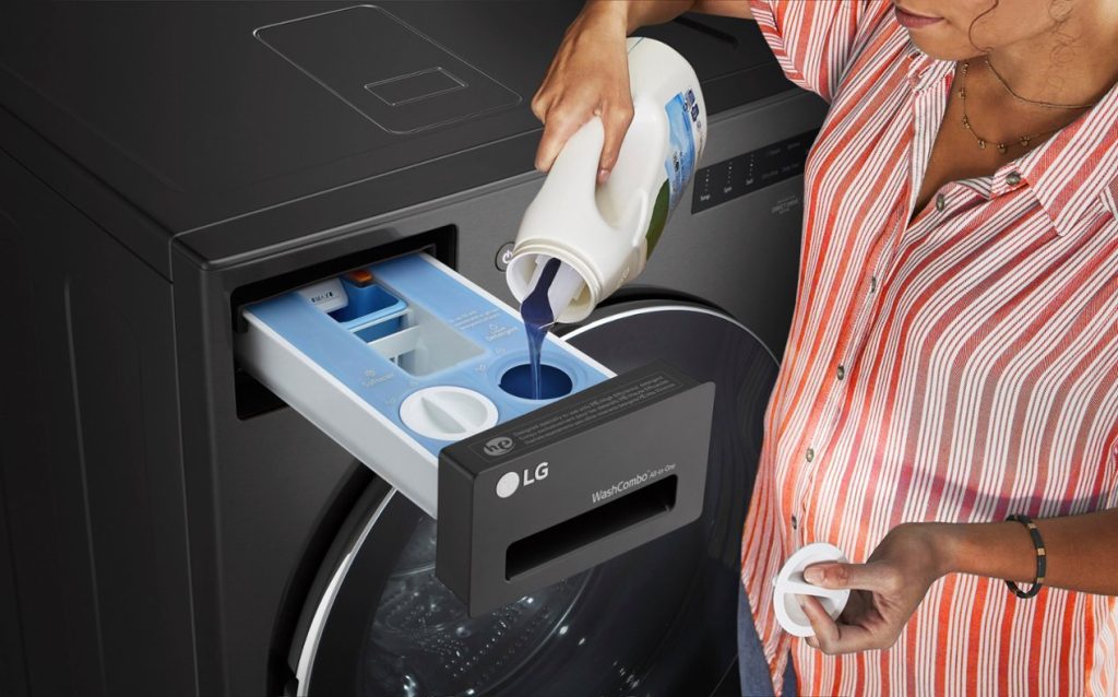 LG Mega Capacity Smart WashCombo Washer Dryer