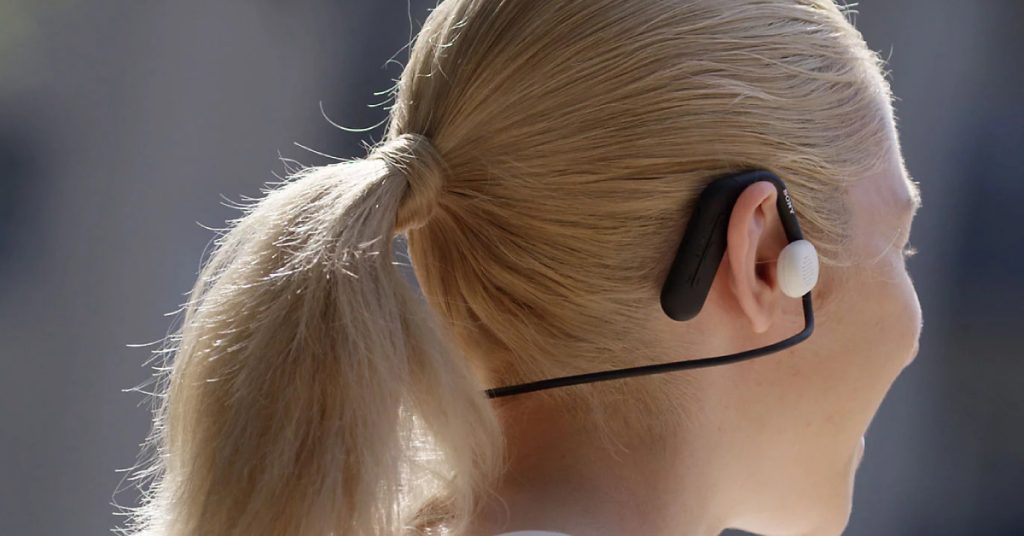 Sony launches "offear" style Float Run sports headphones in India