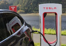 Harvard University researchers advanced a solid-state battery that fully charges in 10 minutes