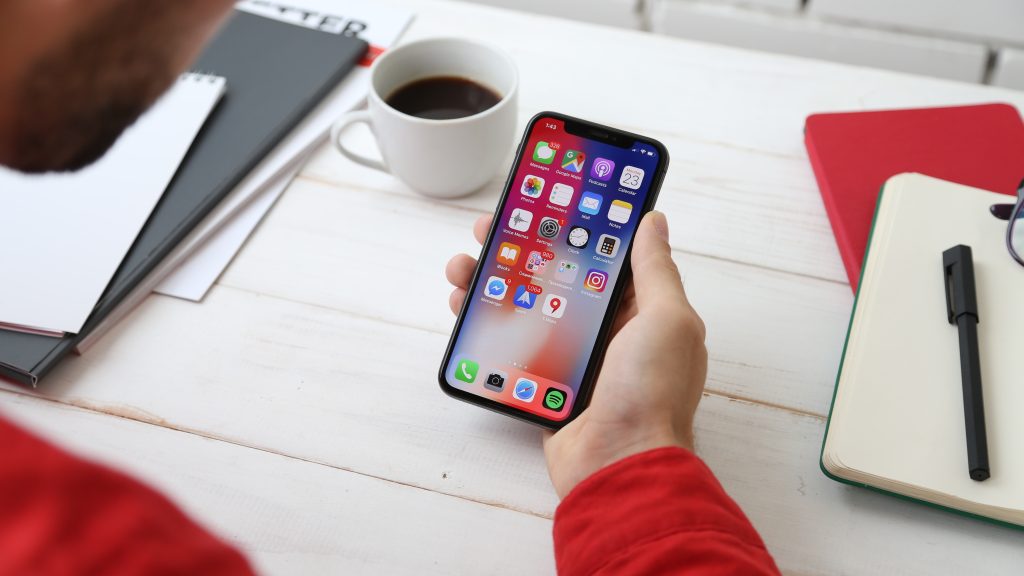 smartphone featured unsplash