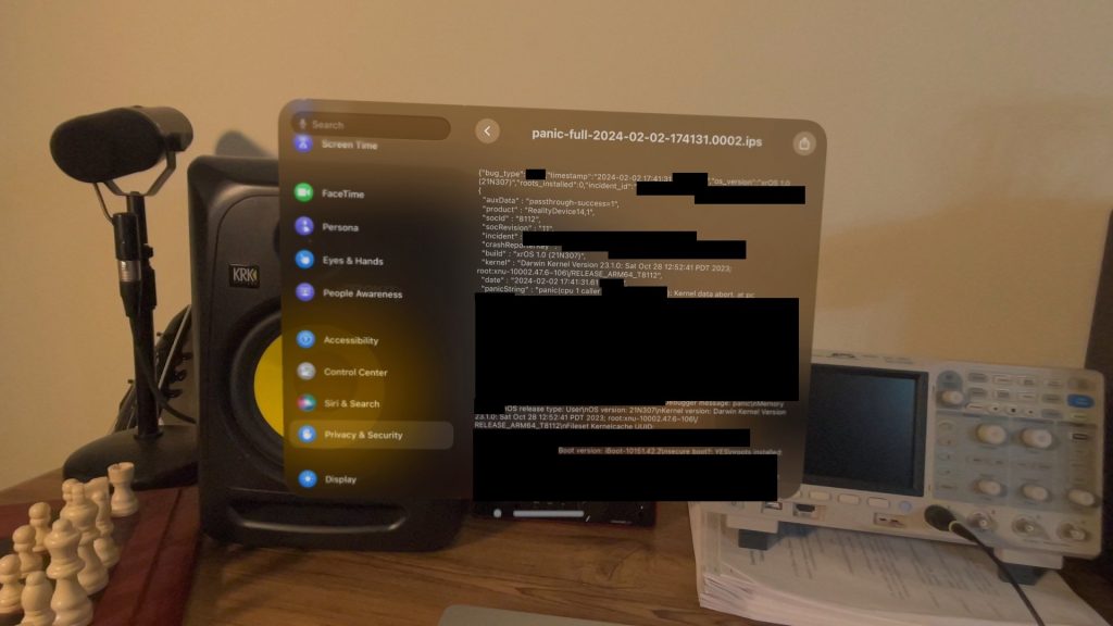 Apple Vision Pro hacked