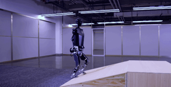 Tiangong Primeiro robô humanóide totalmente elétrico