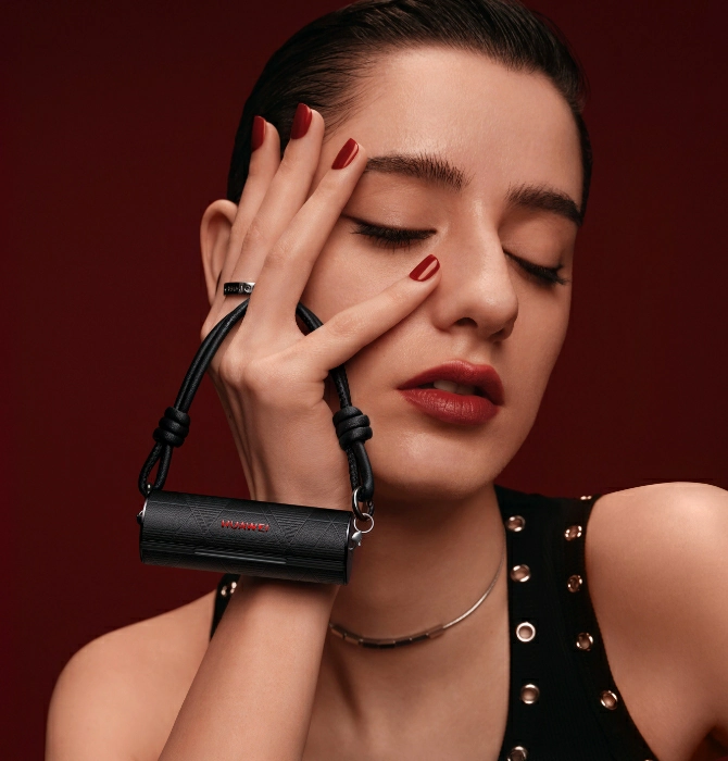 Huawei FreeBuds Lipstick 2 earbuds with Open-fit design