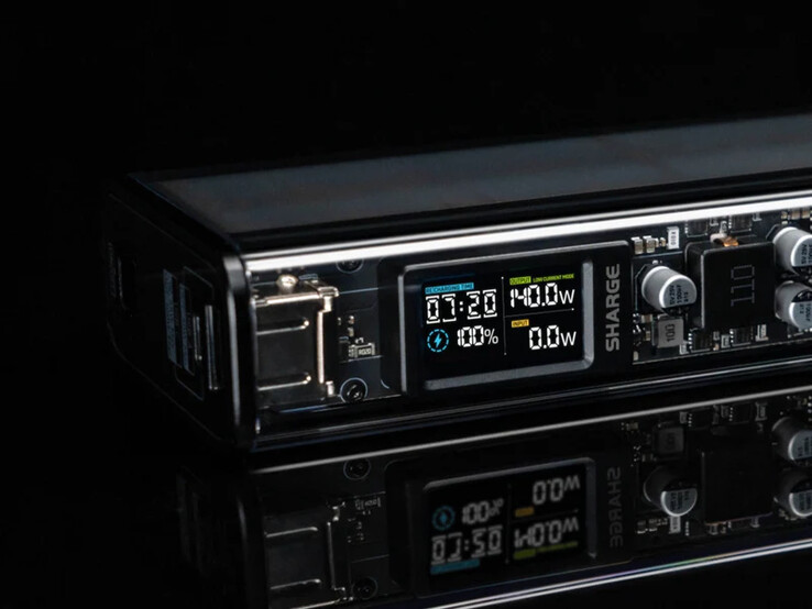 Shargeek 140 portable power bank