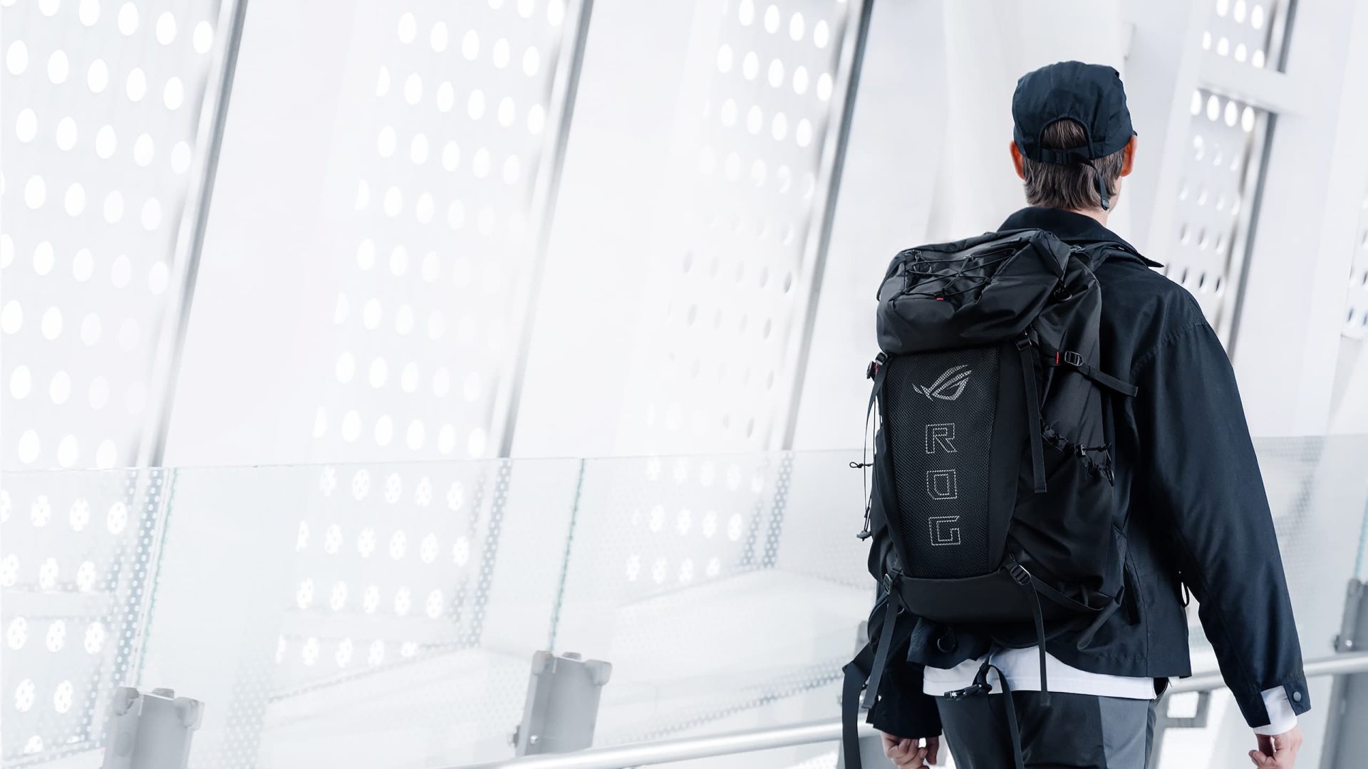 Asus unveils Archer ErgoAir Gaming Backpack BP3800 with 40L capacity ...