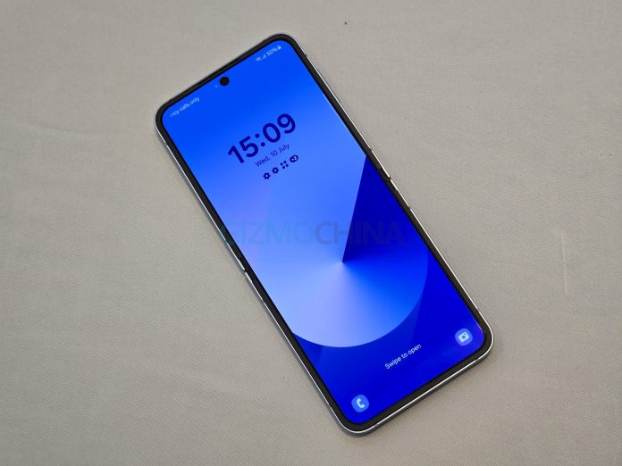 Samsung Galaxy Z Flip 6