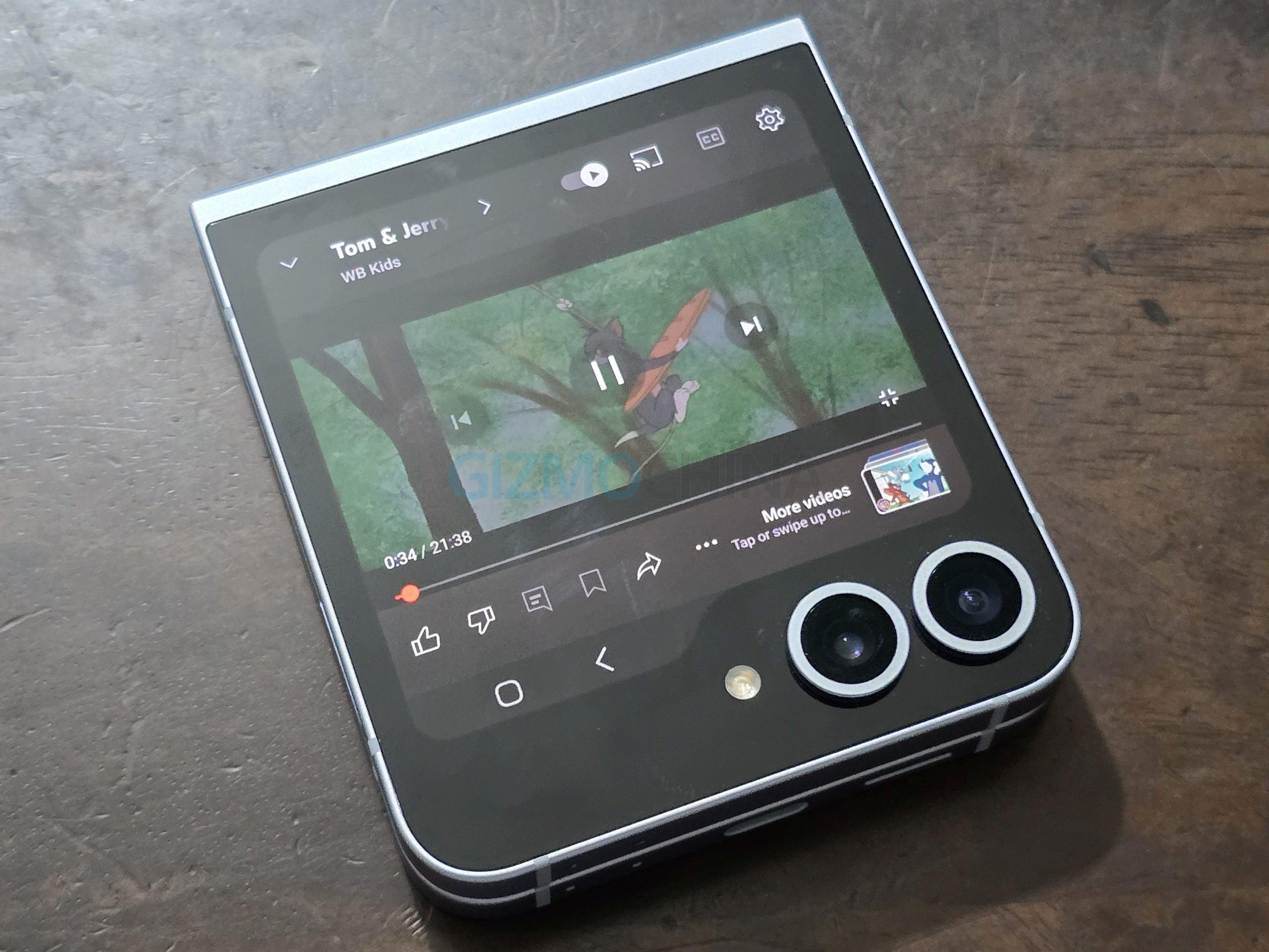 Samsung Galaxy Z Flip 6