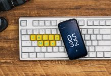 The smallest 5G smartphone to feature Dimensity 7300, 12GB RAM, 4000mAh battery & more Unihertz Jelly Max