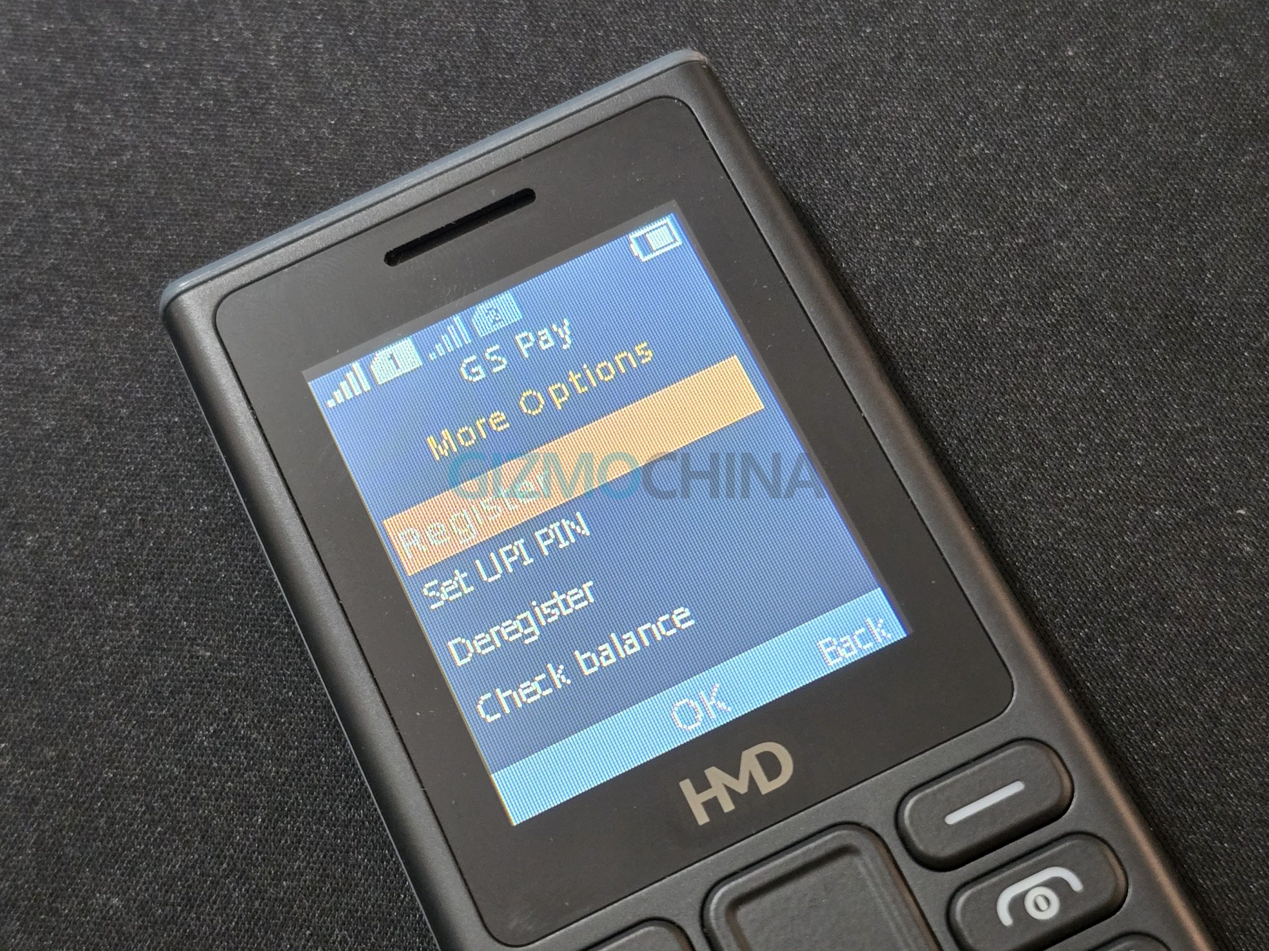 HMD 105