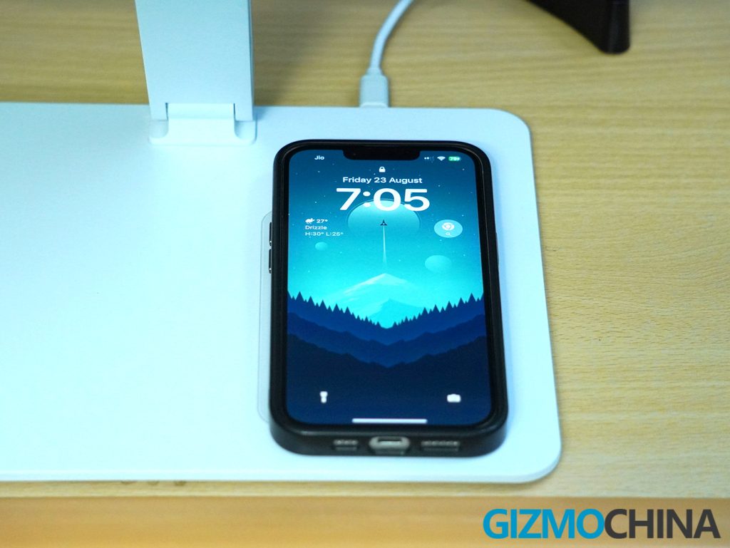 Alogic Elite Power Laptop Stand with Wireless Charger