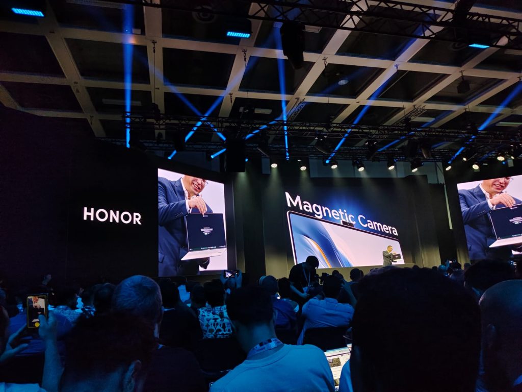 Honor MagicBook Art 14