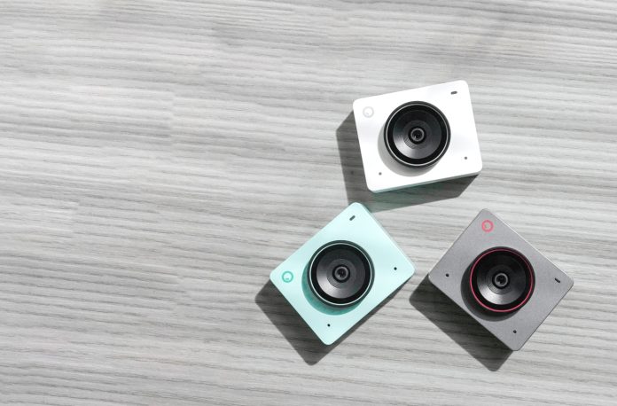 Obsbot-Meet-2-AI-powered-4K-webcam