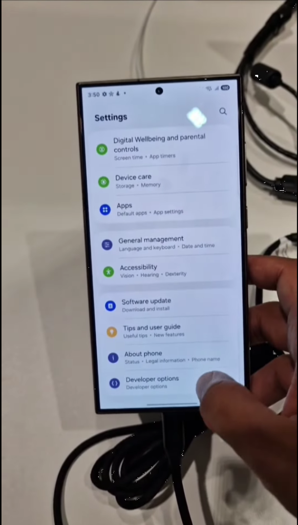 First look at Samsung's new One UI 7 interface: Lots of impressive ...