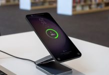 Qi2 25W Wireless Charging Is Here: How It Works & Why It Matters Galaxy-S25-Qi2