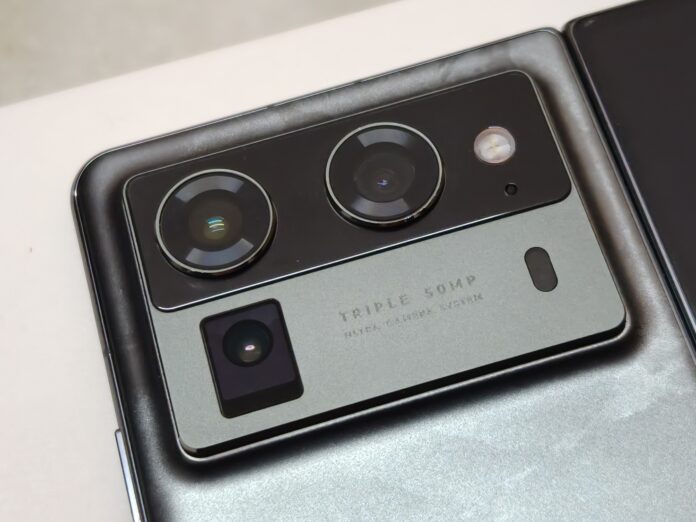 Tecno Phantom V Fold 2