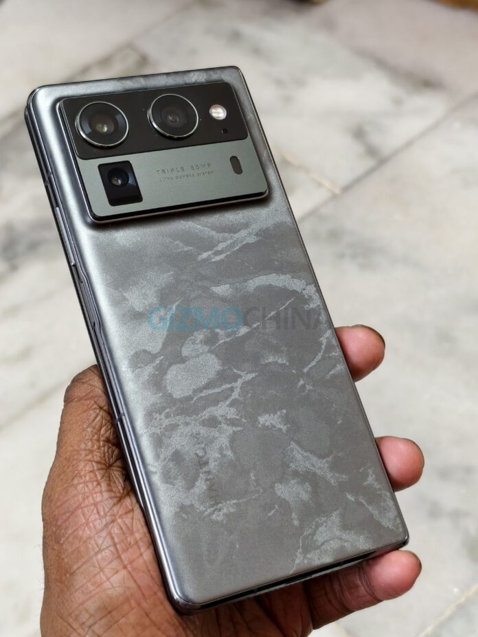 Tecno Phantom V Fold 2