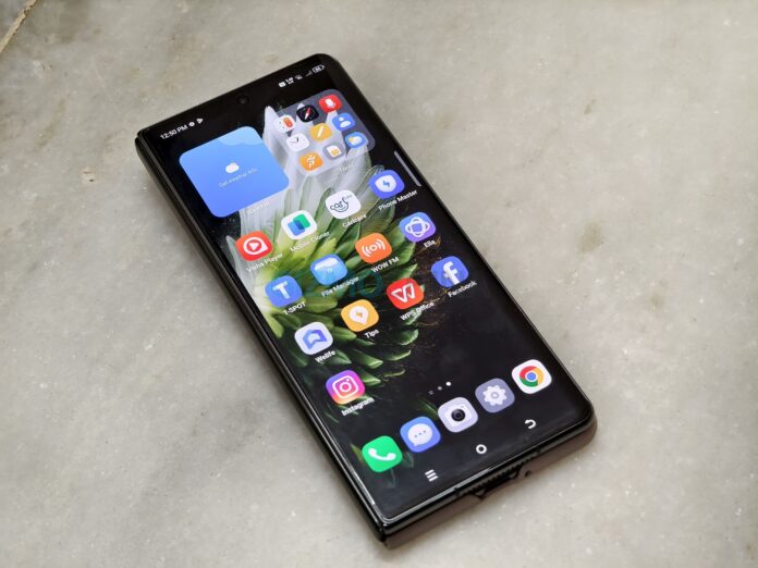 Tecno Phantom V Fold 2