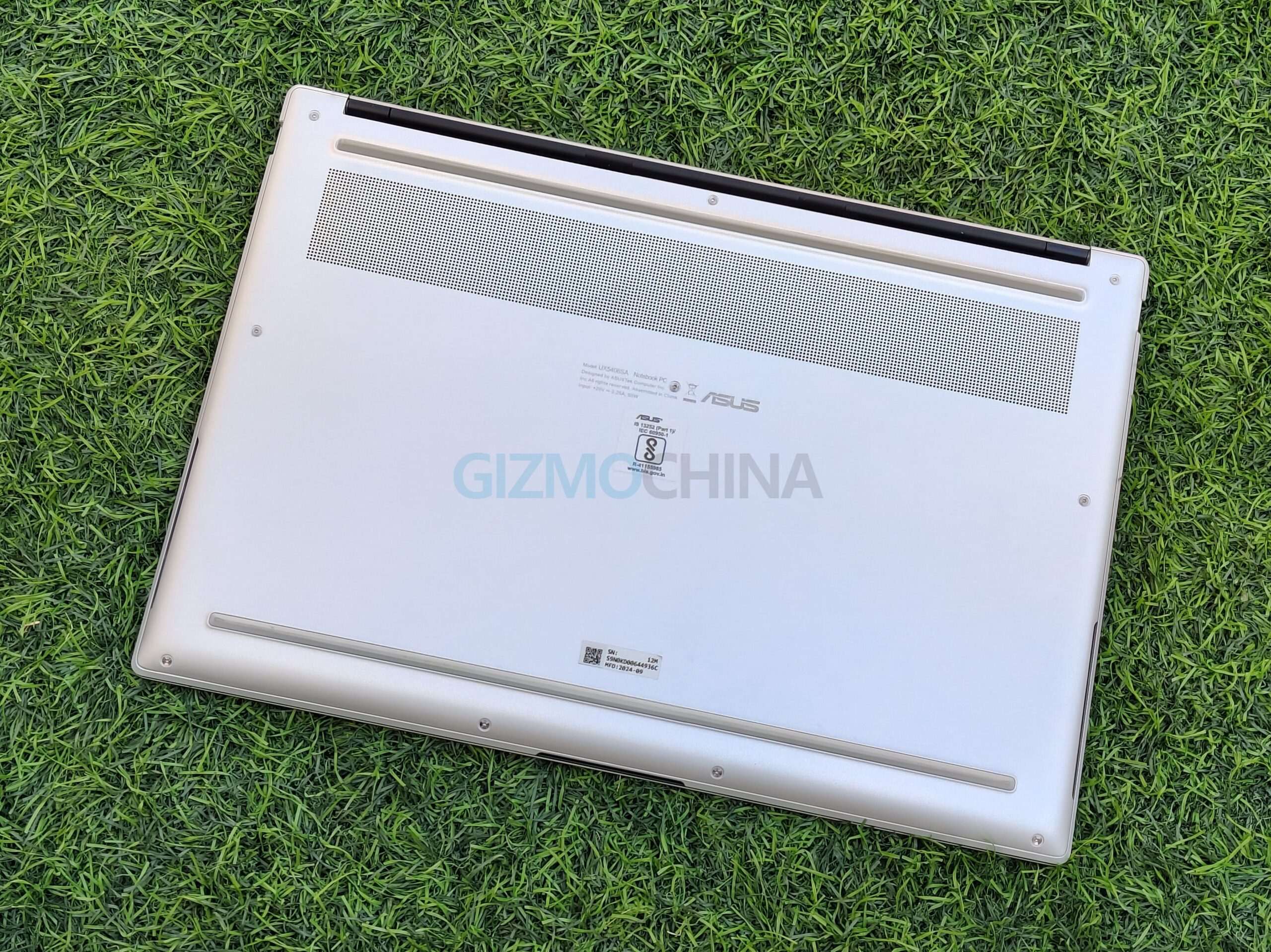 Aus Zenbook S14 OLED (2024)