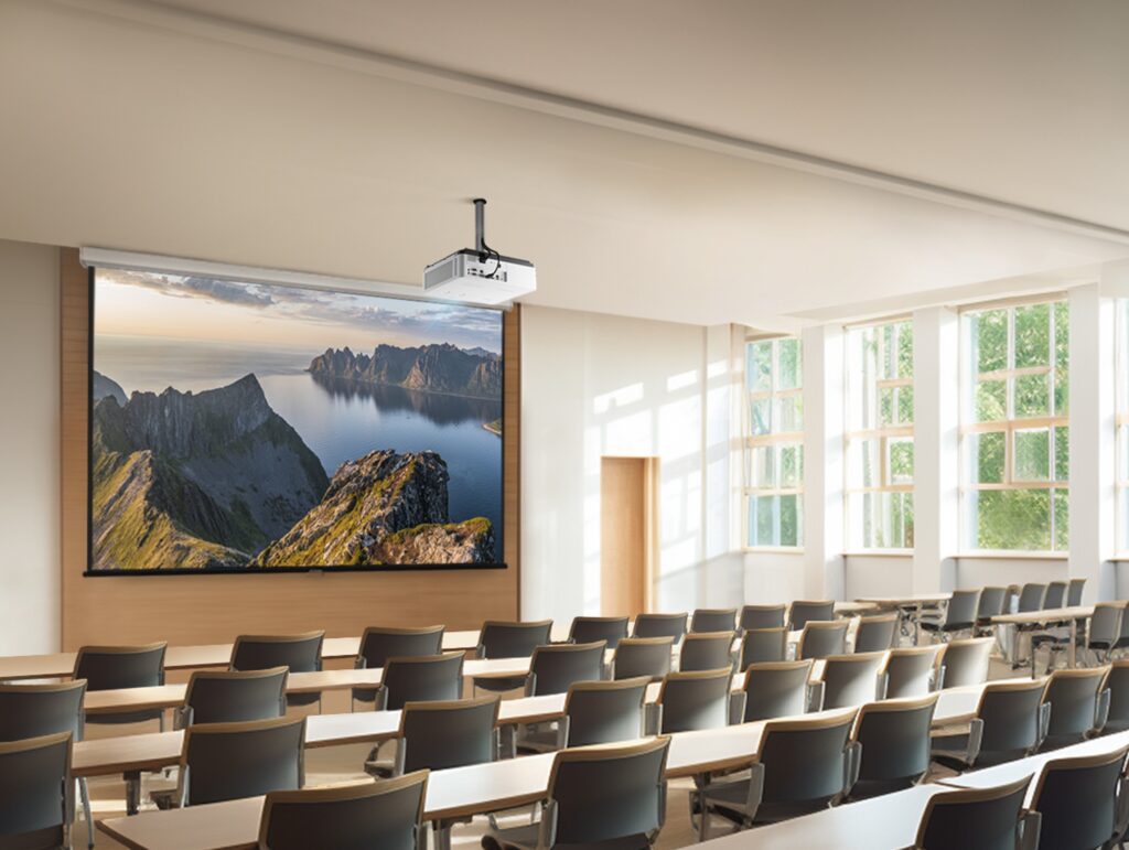 ViewSonic-PRJ-LSC Series-Scenario Photo-Lecture Hall