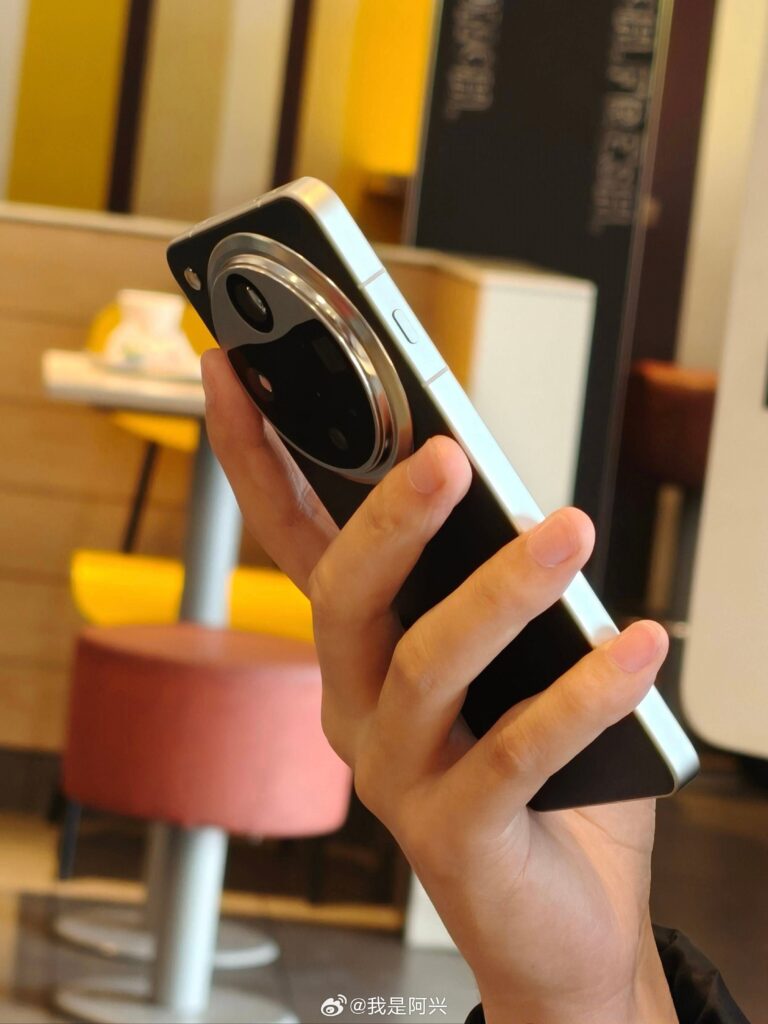 Oppo Find X8 Ultra live shot