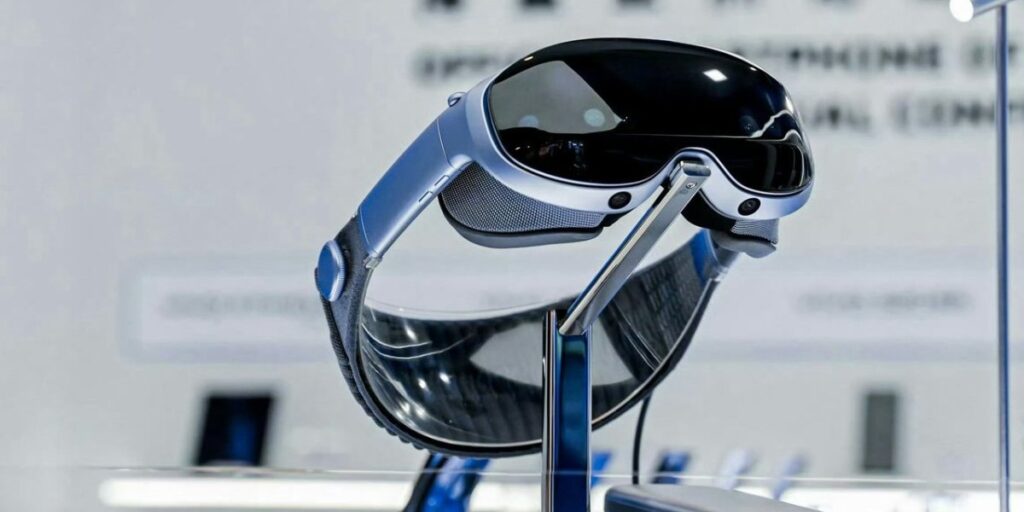 Vivo unveils its mixed reality headset that looks a lot like Apple’s