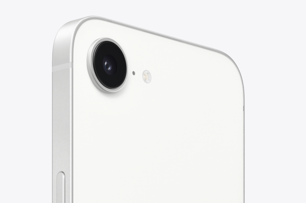 iPhone 16e
