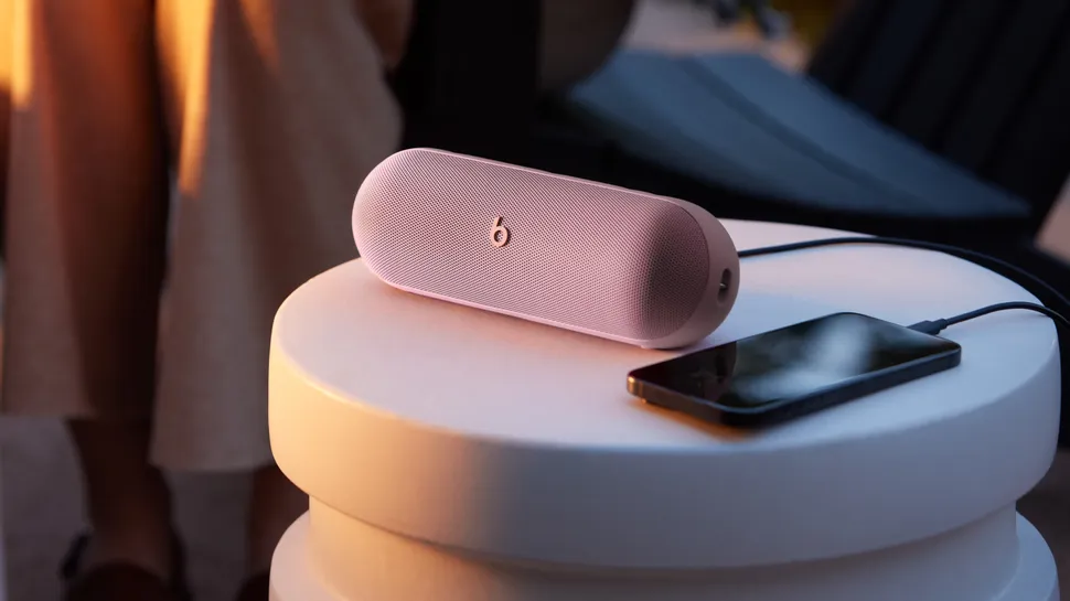 Beats Pill Blush Pink