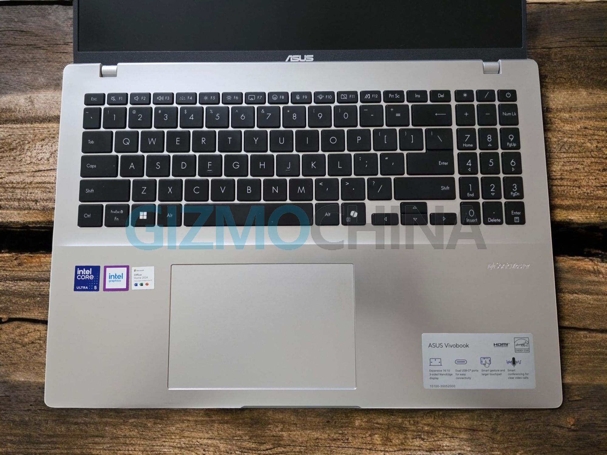 Asus Vivobook 16 (2025)