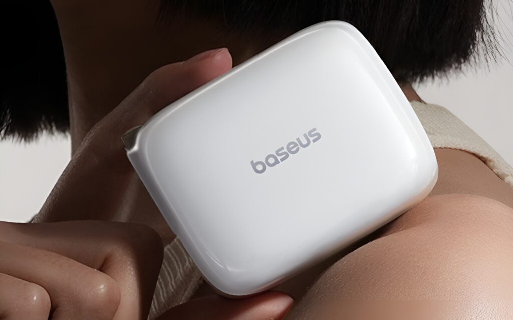 Baseus Retractable 67W Charger