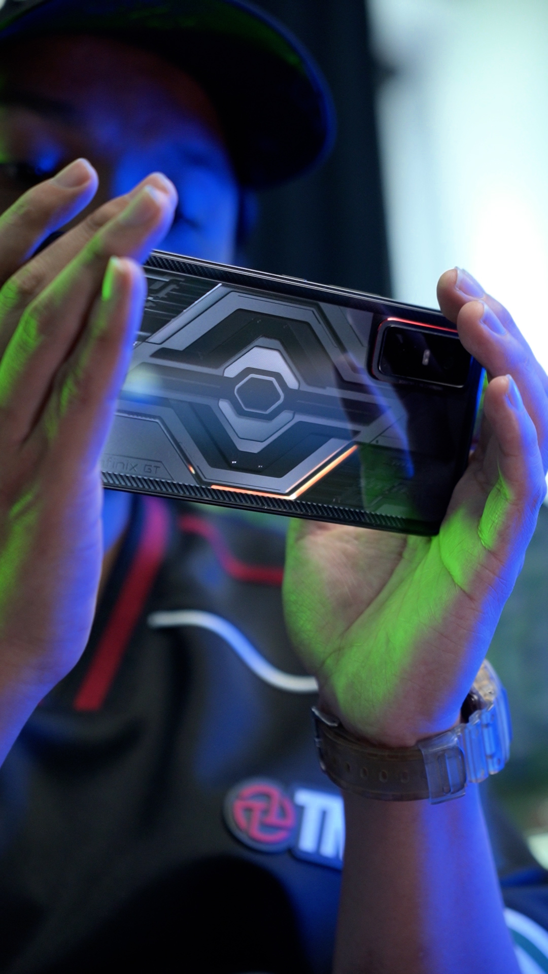 Infinix Gaming Phone with DynaVue Panel and Color-Shifting Back