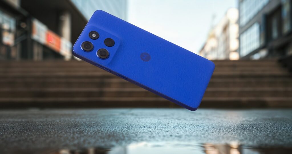 Moto G56