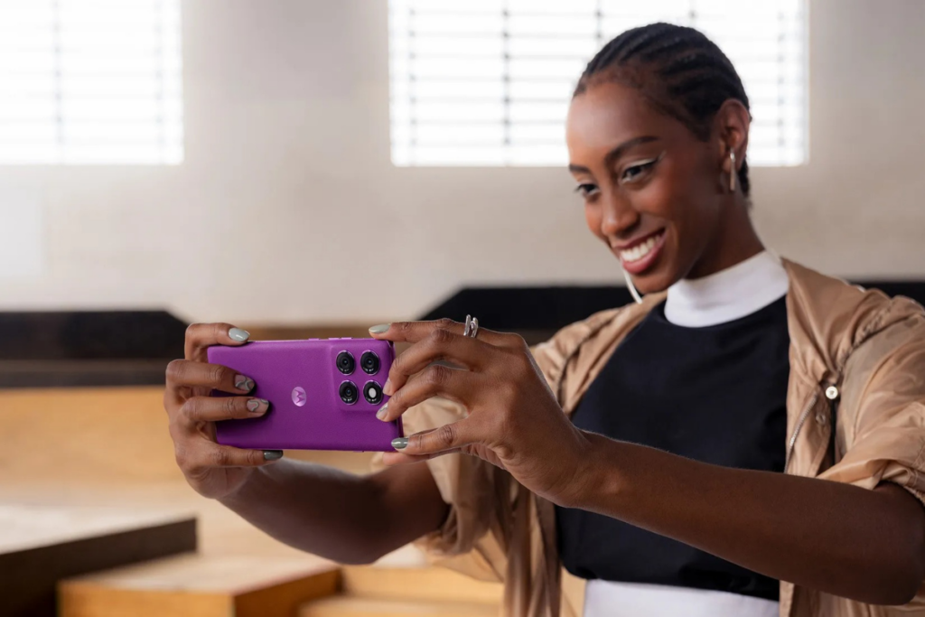 Motorola Edge 60 Pro camera