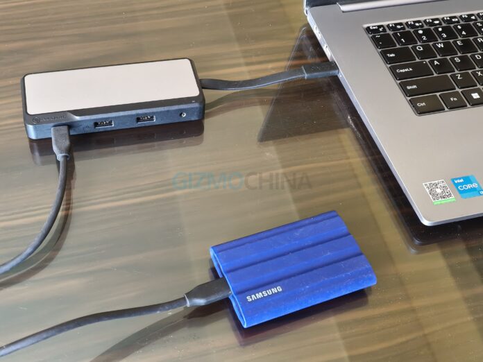 Alogic Fusion Pro Nexus USB-C universal dock