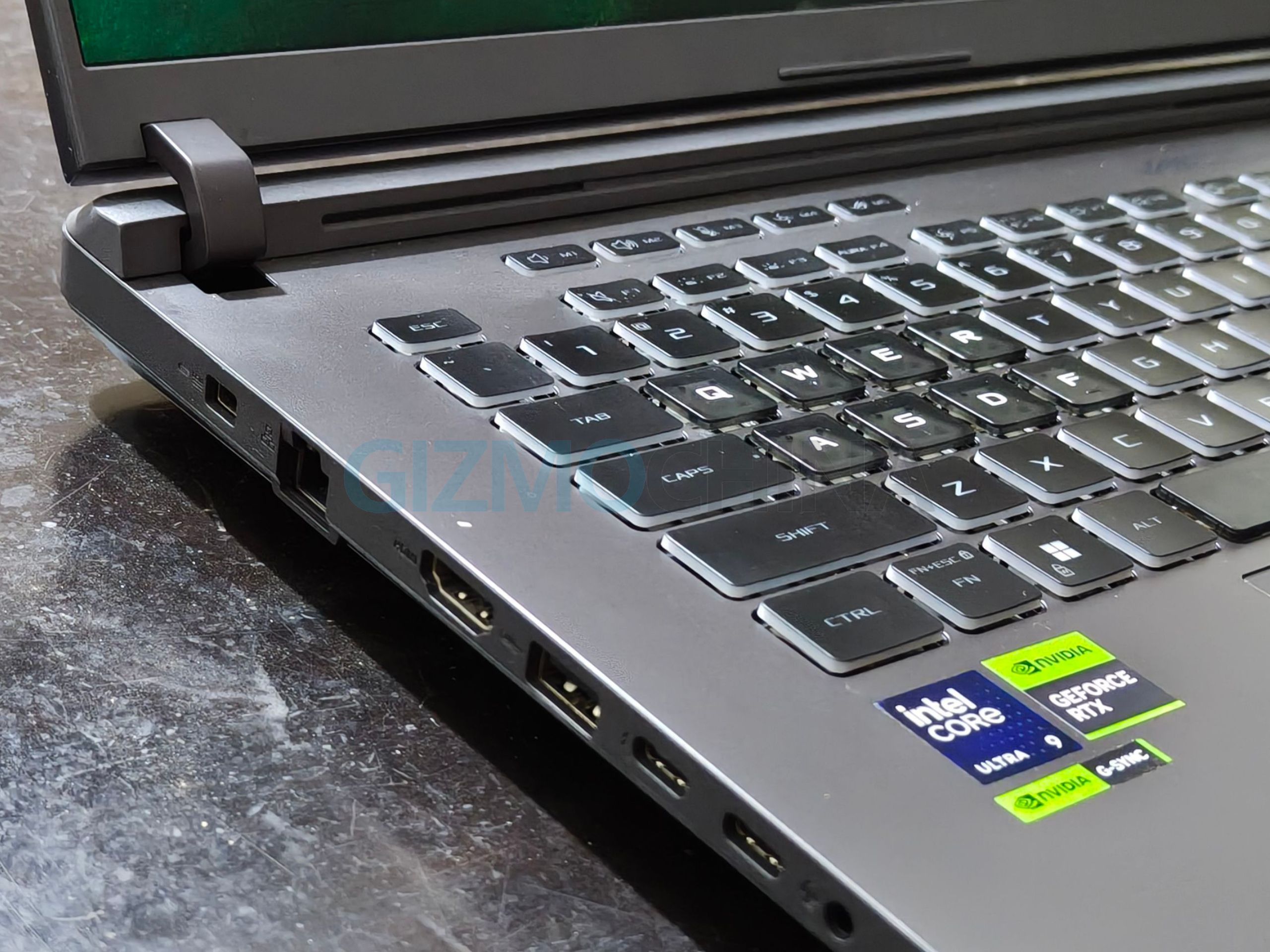 Asus ROG Strix G16 (2025)