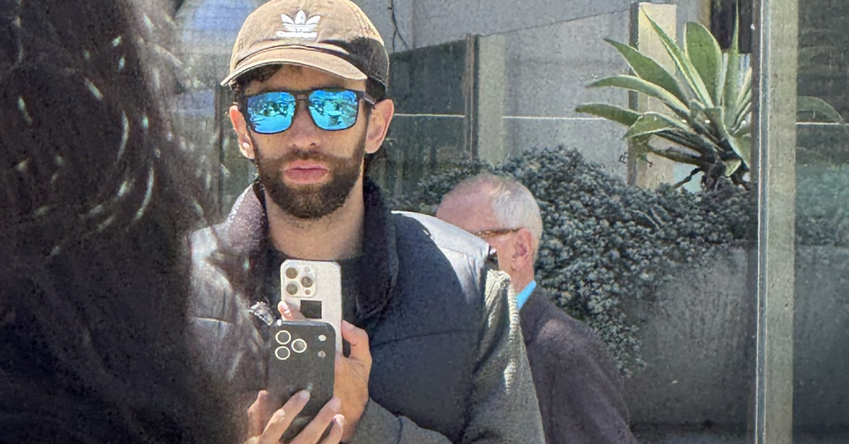 iPhone 17 Pro muncul di publik