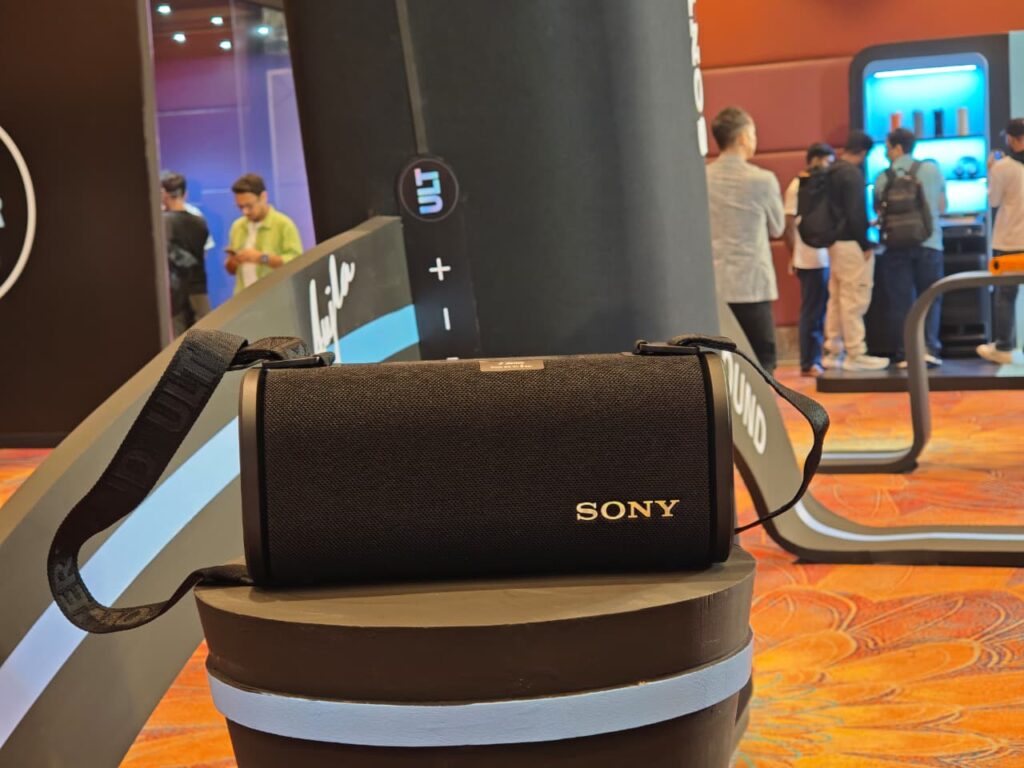 Sony ULT Field 5