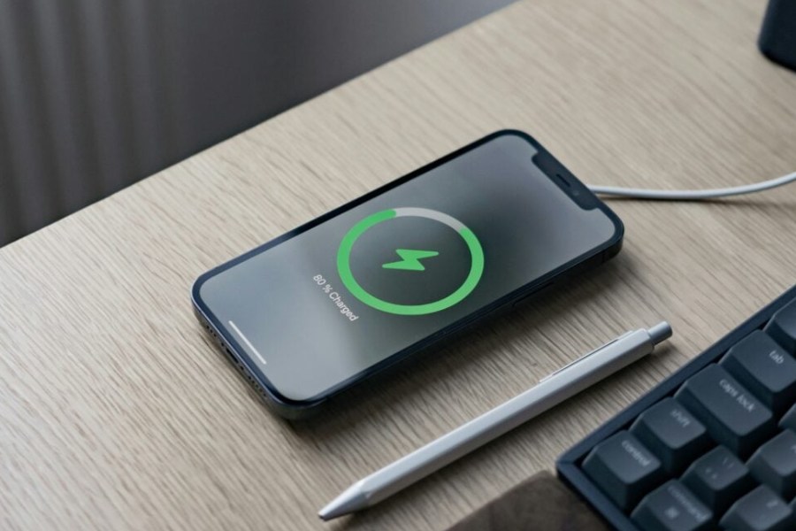 Why I hate wireless charging on phones