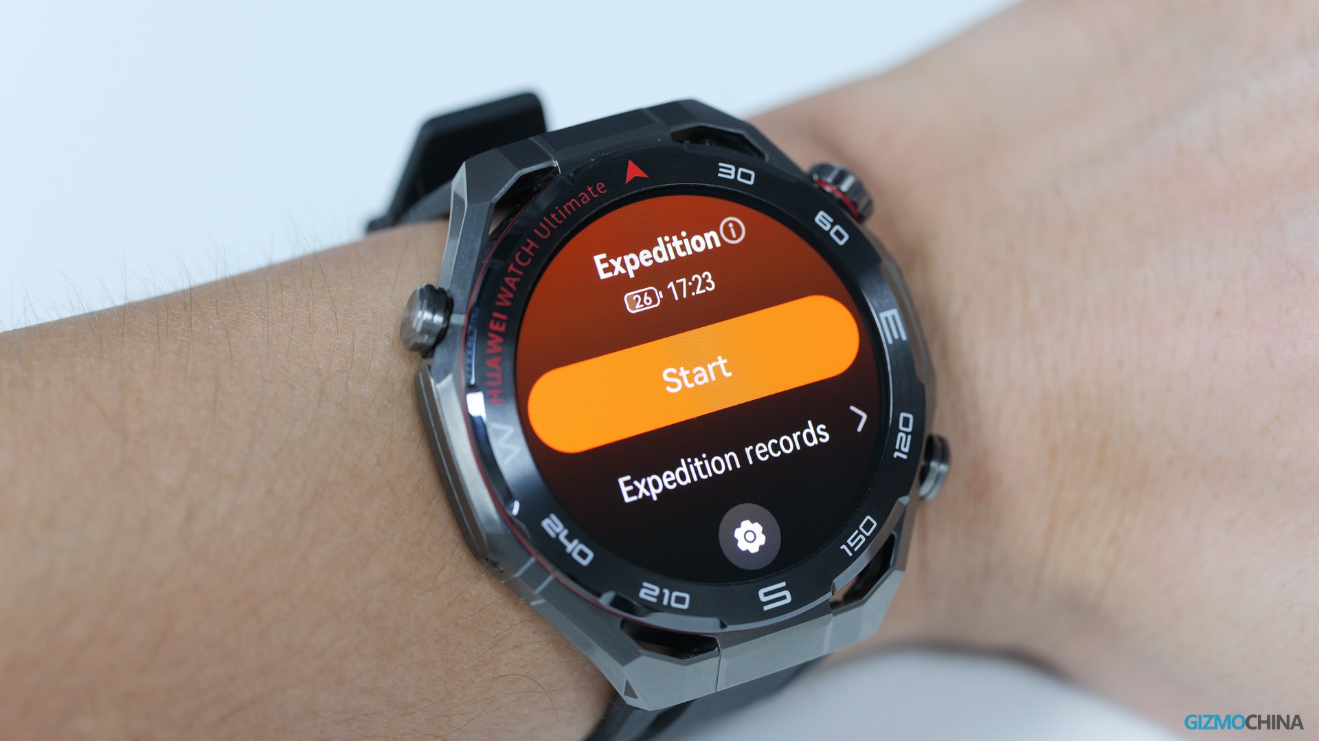 Huawei Watch Ultimate 2 update brings better eSIM support, external sensor pairing, and more