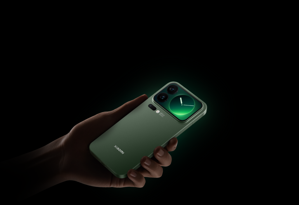 Xiaomi 17 Pro Rear Display