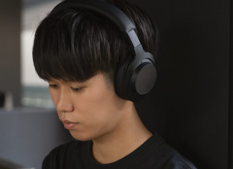 Ux5000 Final UX5000 Debuts: Premium Wireless Headphones with LDAC, Hybrid ...