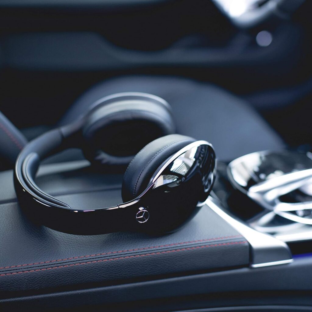 Mercedes-Benz Wireless Headphone 2
