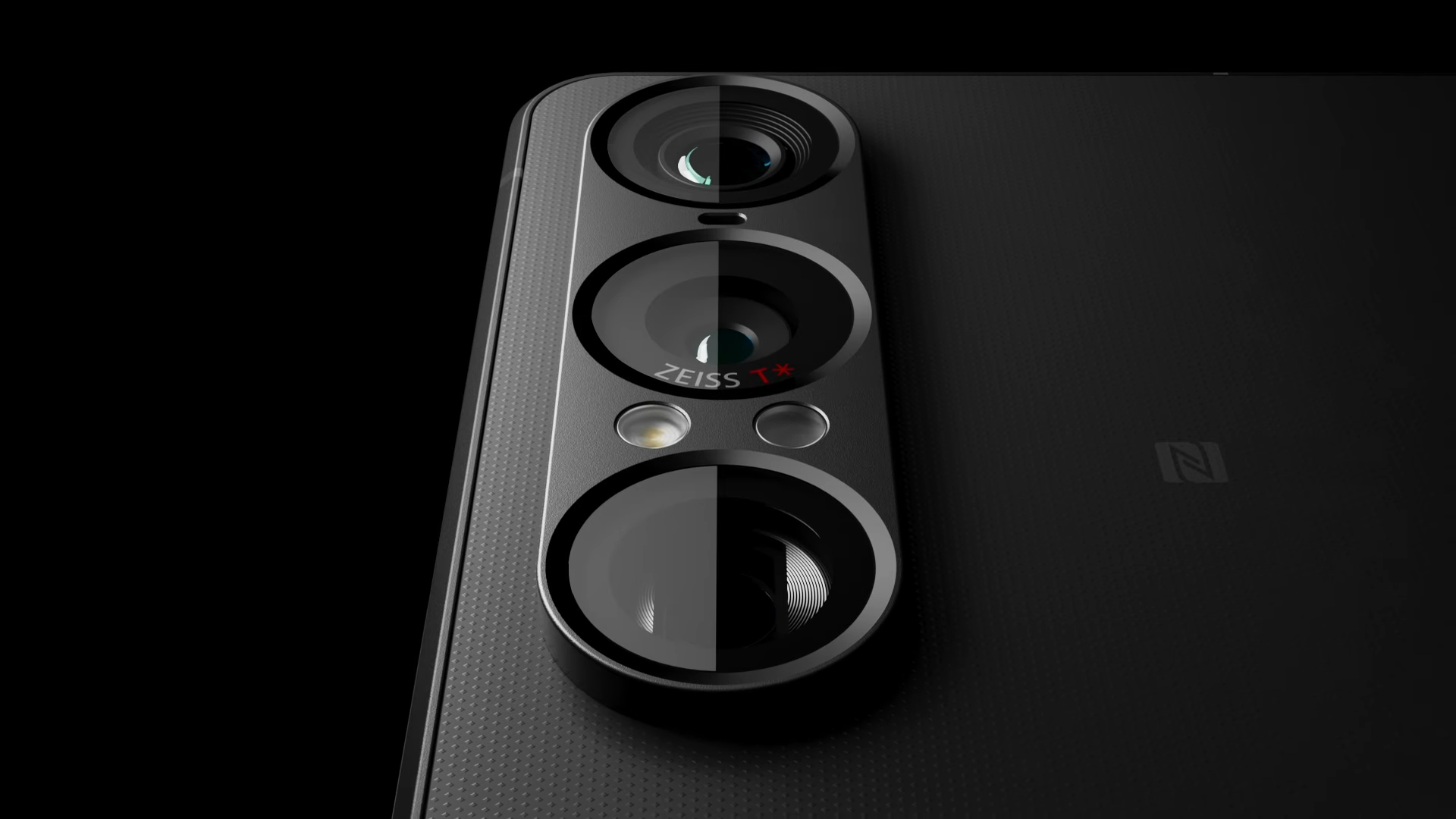 Sony Xperia 1 VIII: радикальный дизайн и сохранение аудиоразъема