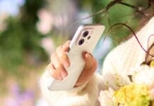 Vivo S50 design revealed, Geekbench listing confirms Snapdragon 8s Gen 3, 16GB RAM Vivo S50 design