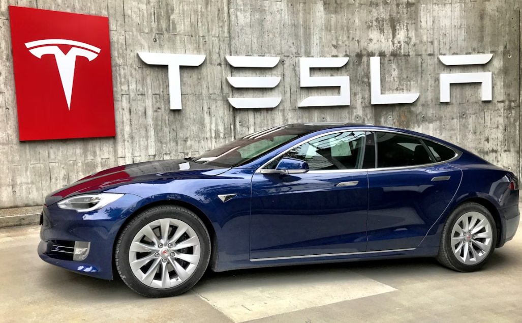 Tesla Shifts Full Self-Driving (FSD) to Subscription-Only Model: From Ownership to Monthly Bills