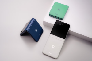Motorola razr 2025 Android 16 update