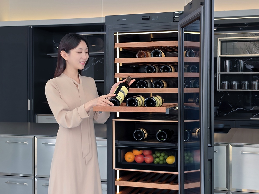 Samsung Infinite AI Wine Refrigerator