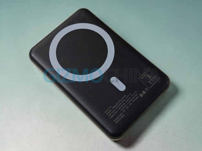 Rapoo P101 Qi2 magnetic power bank (