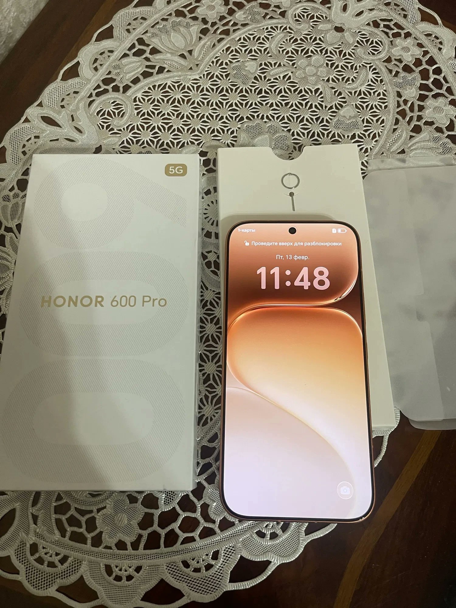 honor-600-pro-surfaces-in-live-images-geekbench-scores-also-revealed